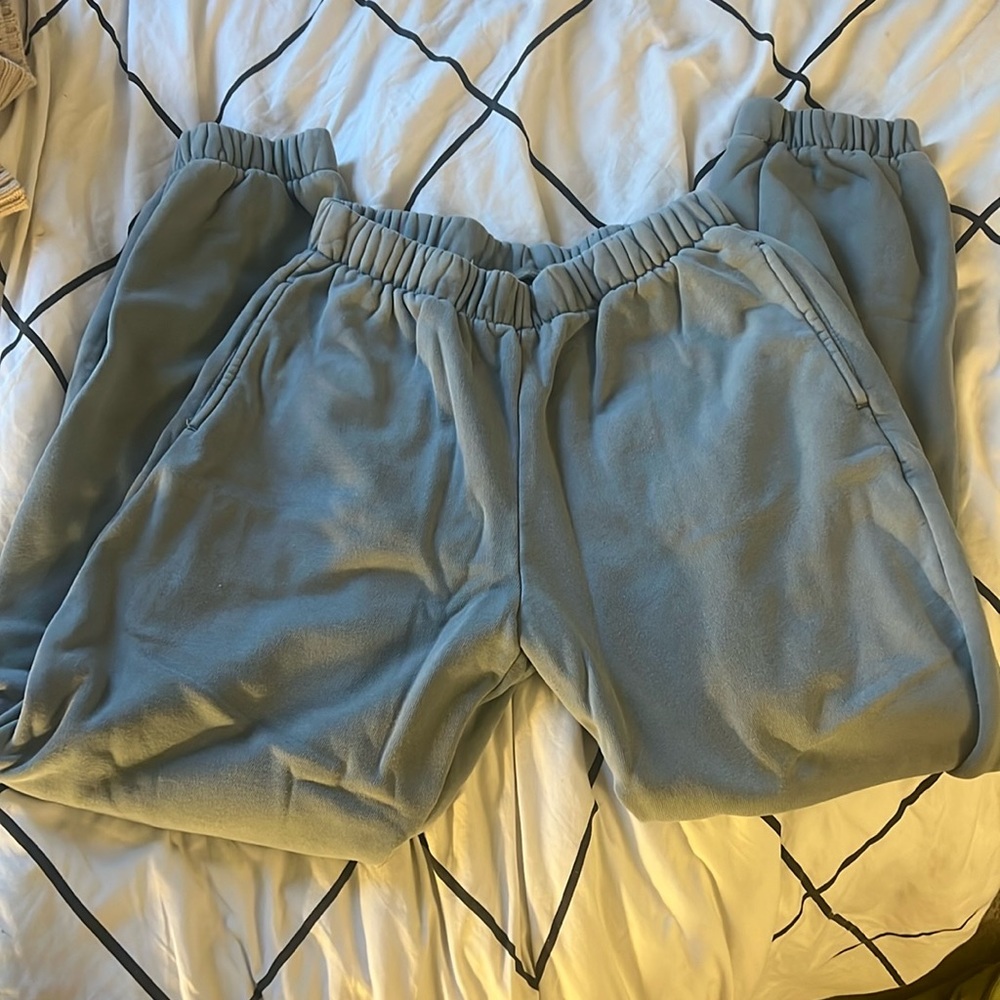 Brandy Melville Rosa sweatpants